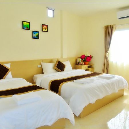 Vang Vieng Galaxy Hotel Exterior photo